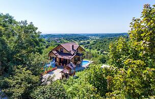 Awesome Home in Donja Zelina With 3 Bedrooms, Wifi and Outdoor Swimmin