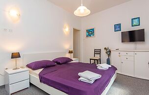 Nice Apartment in Sibenik With Wifi and 3 Bedrooms