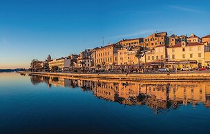 Nice Apartment in Sibenik With Wifi and 3 Bedrooms