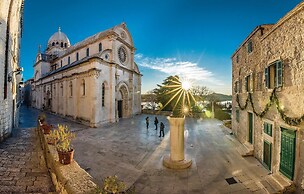 Nice Apartment in Sibenik With Wifi and 3 Bedrooms