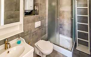 Nice Apartment in Sibenik With Wifi and 3 Bedrooms