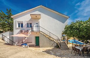 Nice Home in Krk With Wifi and 1 Bedrooms