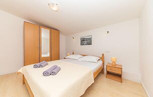 Awesome Home in Kastel Gomilica With Wifi and 1 Bedrooms