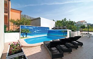 Awesome Home in Kastel Gomilica With Wifi and 1 Bedrooms