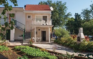 Amazing Home in Raslina With Wifi and 1 Bedrooms