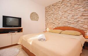 Amazing Home in Raslina With Wifi and 1 Bedrooms