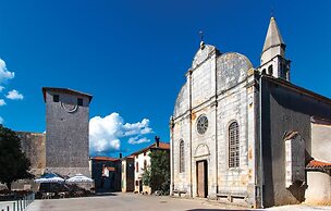 Beautiful Home in Svetvincenat With Wifi and 1 Bedrooms