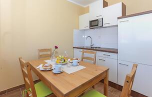 Awesome Apartment in Kastel Stari With Wifi