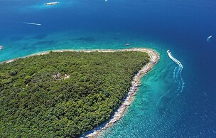 Stunning Home in Vrsar With Wifi and 3 Bedrooms