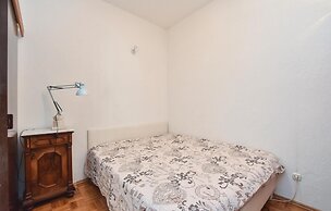 Beautiful Apartment in Pucisca With 1 Bedrooms and Wifi