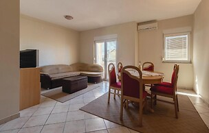 Stunning Home in Zadar With Wifi and 2 Bedrooms