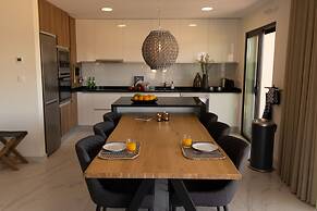 New on the Market - Unique Penthouse Apartment