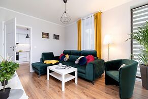 Apartment Cystersow Cracow by Renters