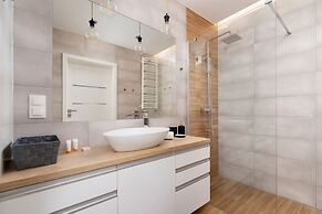 Apartment Cystersow Cracow by Renters