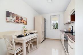 Apartment Cystersow Cracow by Renters