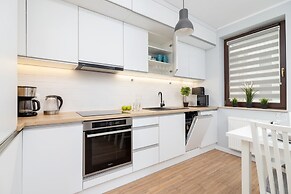 Apartment Cystersow Cracow by Renters