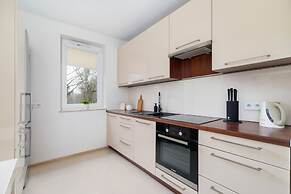 Apartment Cystersow Cracow by Renters
