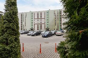 Apartment Cystersow Cracow by Renters