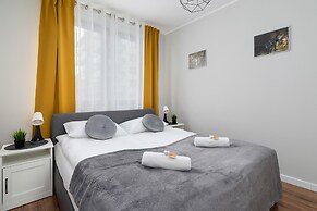 Apartment Cystersow Cracow by Renters