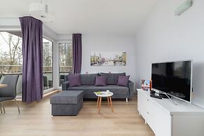 Apartment Cystersow Cracow by Renters