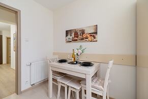 Apartment Cystersow Cracow by Renters