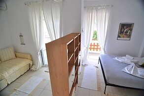 Zennova 16 Naftilos Family Summer House