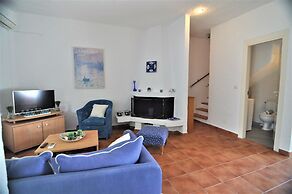 Zennova 16 Naftilos Family Summer House