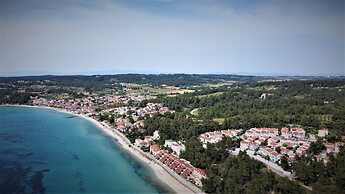 Zennova 16 Naftilos Family Summer House