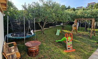 Modern House W.large Garden & Children Playground