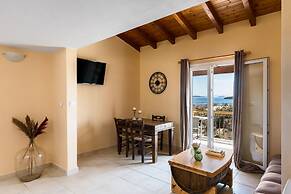 Aloe Apartments by Konnect, 500m from Dassia Beach