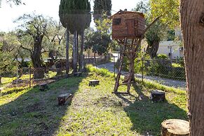 Aloe Apartments by Konnect, 500m from Dassia Beach