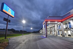 Studio 6 Meridian, MS - Bonita Lakes