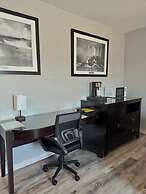 Big Bird Inn Wawa, SureStay Collection by Best Western