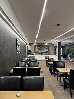 Big Bird Inn Wawa, SureStay Collection by Best Western