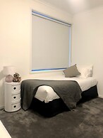 Townhouses near Chadstone by Readyset