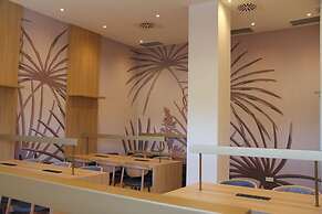 Livensa Living Studios Malaga Feria