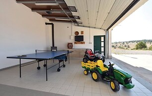 Luxury Mountain Villa W.heated Pool & Largegarden
