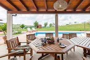 Luxury Mountain Villa W.heated Pool & Largegarden