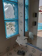Impecable 4-bed Villa in Praia da Areia Branca