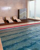 The Bentley Luxury Hotel and Suites