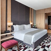 The Bentley Luxury Hotel and Suites