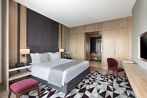 The Bentley Luxury Hotel and Suites