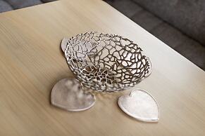 Inside No. 9 Retreat