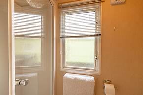 Inside No. 9 Retreat