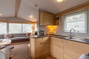 Inside No. 9 Retreat