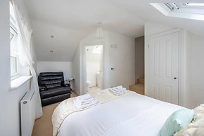 Stunning 6-bed House With Huge Garden on Dartmoor