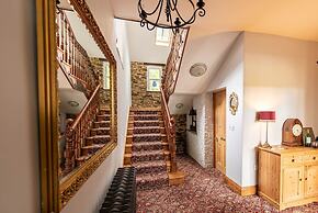 Stunning 6-bed House With Huge Garden on Dartmoor