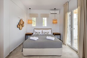 Drios Luxury Studios