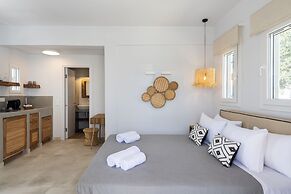 Drios Luxury Studios