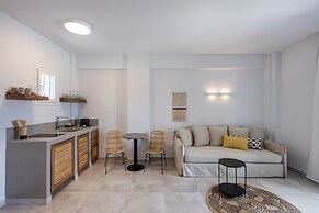 Drios Luxury Studios